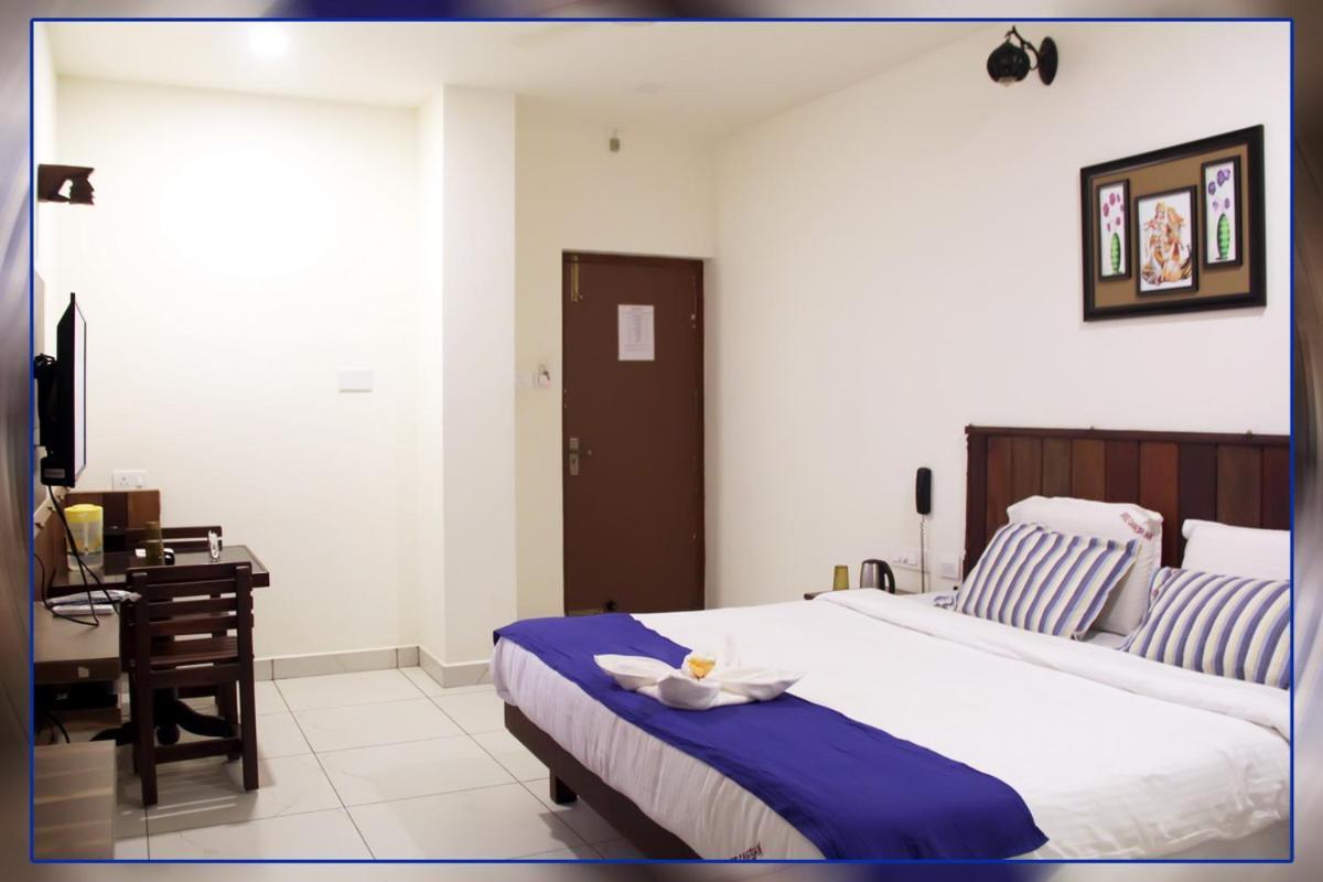 Sree Ganesh Inn Пални Экстерьер фото