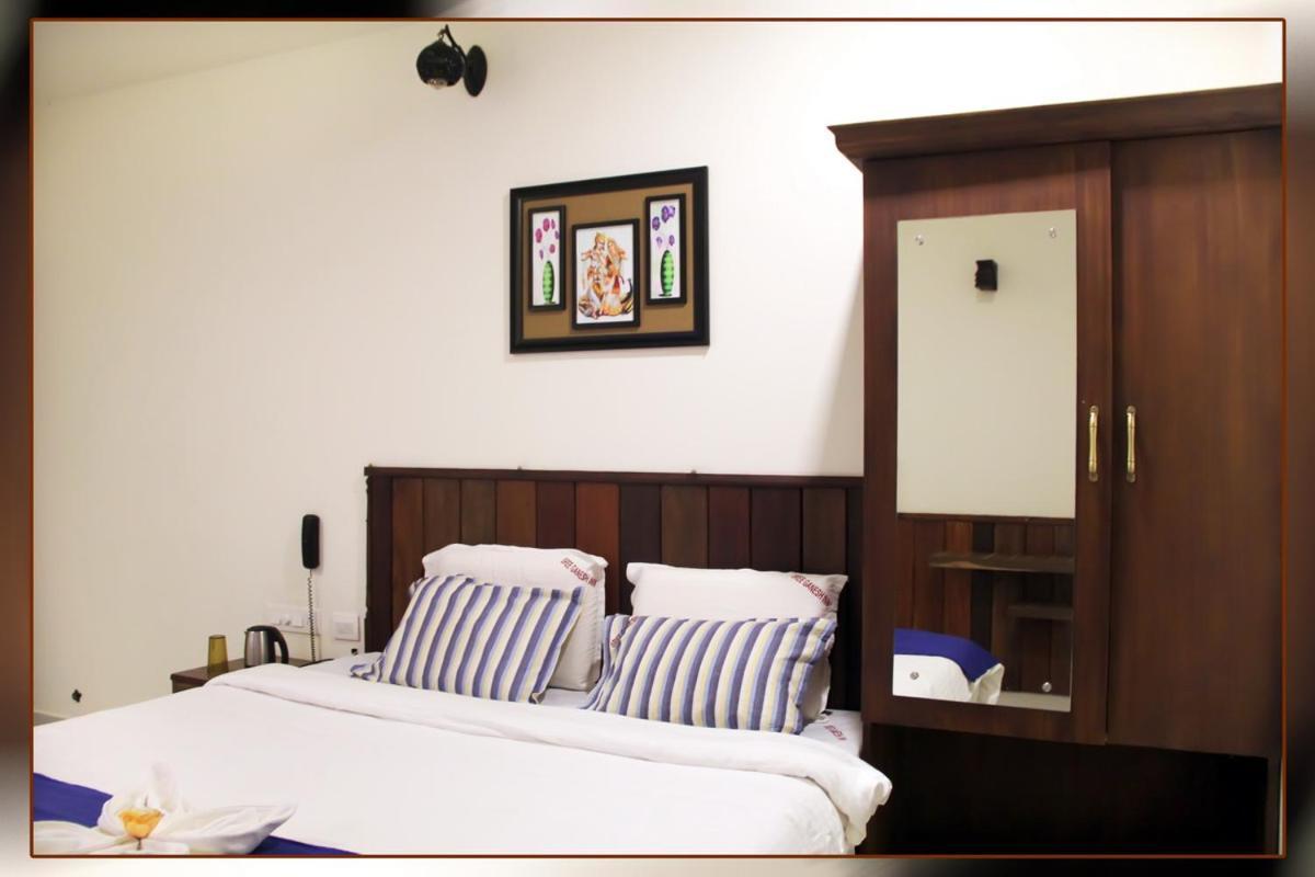 Sree Ganesh Inn Пални Экстерьер фото